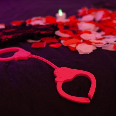 Love Room Avec Balneo Тулон Экстерьер фото